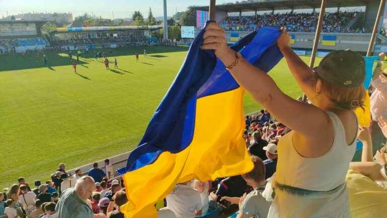 IN PICTURES – Dynamo kyiv in Bourgoin-Jallieu cheers the hearts of Ukrainian refugees