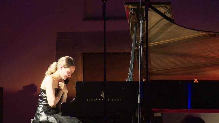 In Corsica, the Russian pianist Anna Tsybuleva illuminates the Nights of the Piano of Bastia and Erbalunga