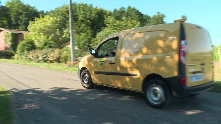 In the Tarn-et-Garonne, the postmen film the state of the roads during the rounds