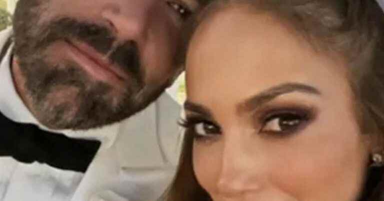 Jennifer Lopez’s wedding: her wedding dresses and wedding ring revealed!