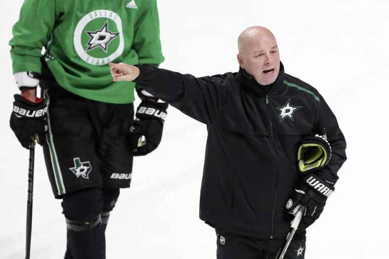 Bruins confirm the hiring of Jim Montgomery