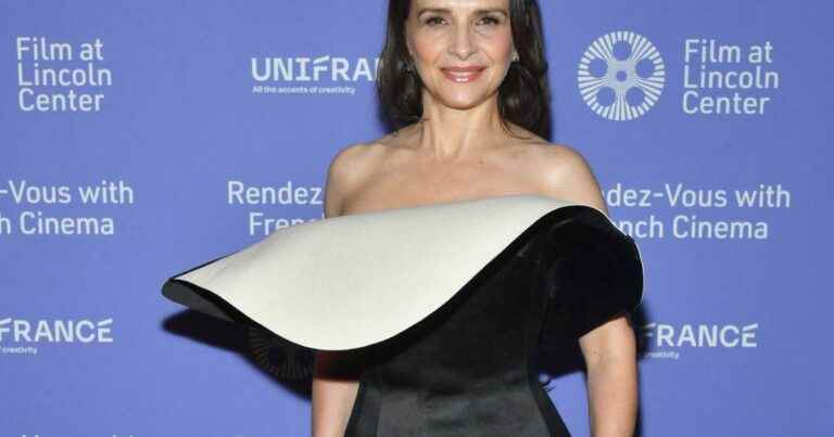 Juliette Binoche and Julie Gayet: They fell for the same man… and one of them even married him!