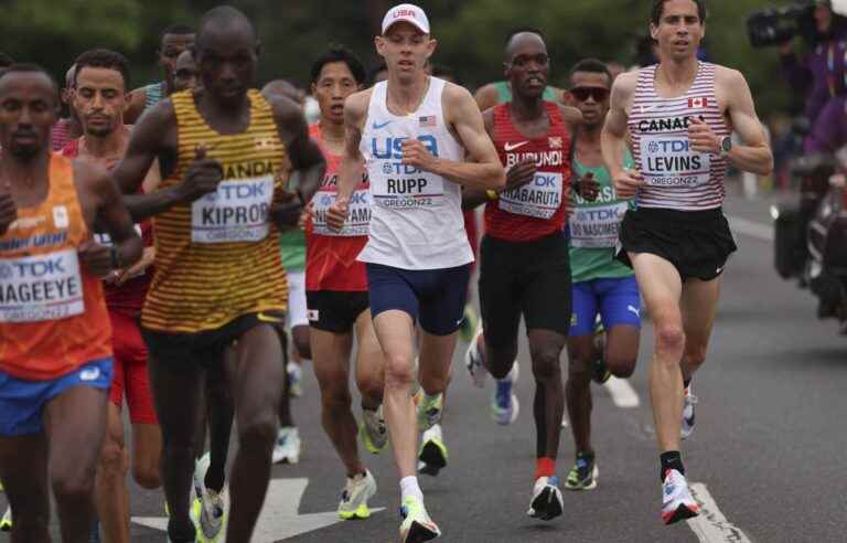 Levins lowers Canadian marathon record