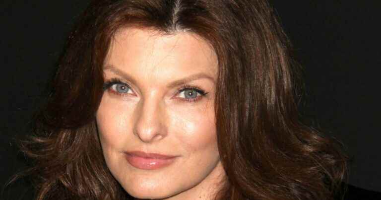 Linda Evangelista disfigured by surgery: finally the end of the ordeal?