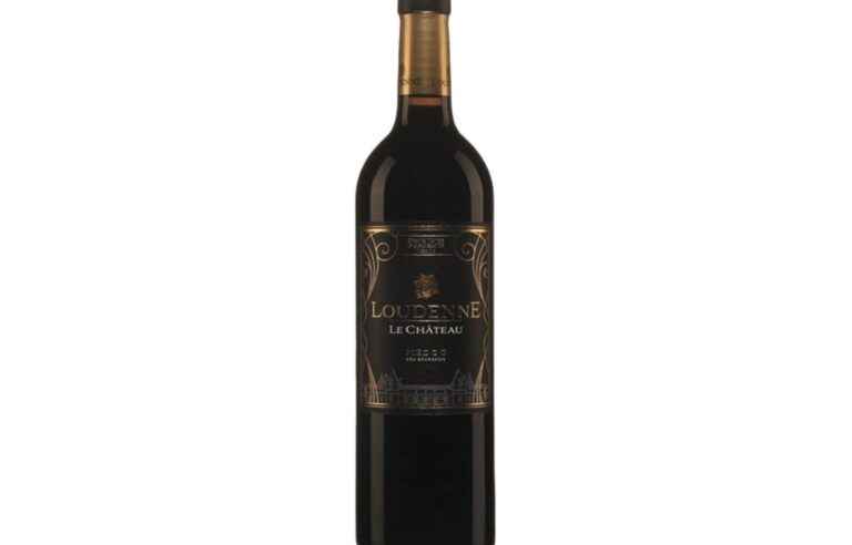 Loudenne “The Castle” 2016, Medoc, Bordeaux, France ($33.25 – 102210)