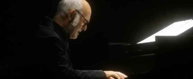 Montreal International Jazz Festival: a comforting evening with Ludovico Einaudi