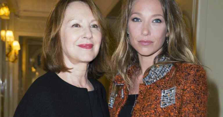 Nathalie Baye gives news of her daughter Laura Smet “happy and structured”