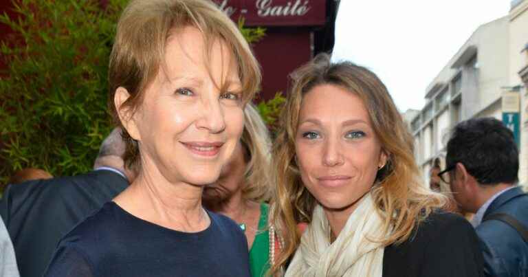 Nathalie Baye: her secret love story with a famous politician, important for her daughter Laura