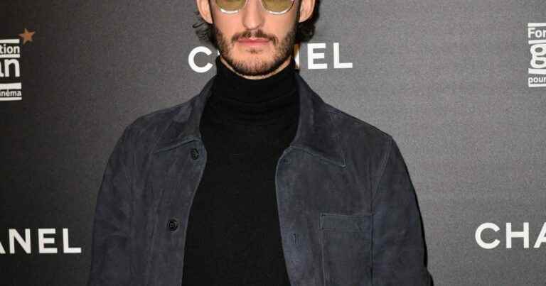 Pierre Niney: Surprising anecdote from the actor on a lunar trip by taxi!