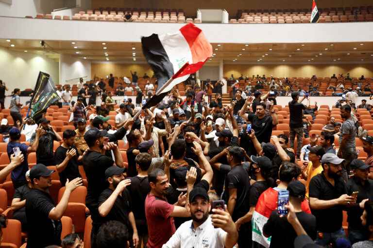 Political crisis in Iraq |  Pro-Sadr protesters occupy parliament