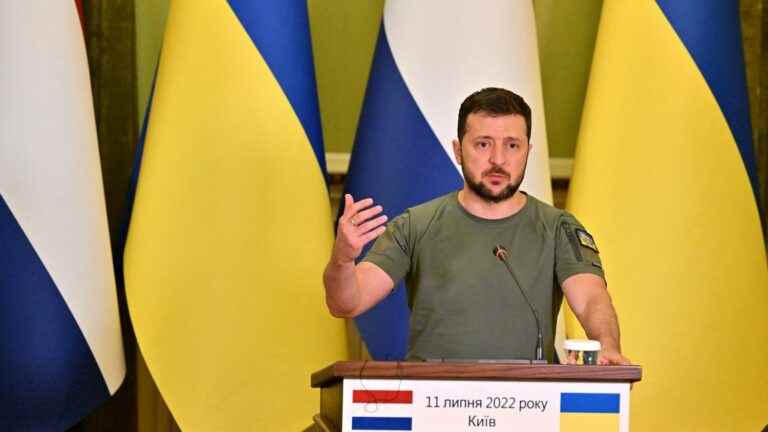 President Zelensky calls for a “special court” in The Hague over the Russian invasion