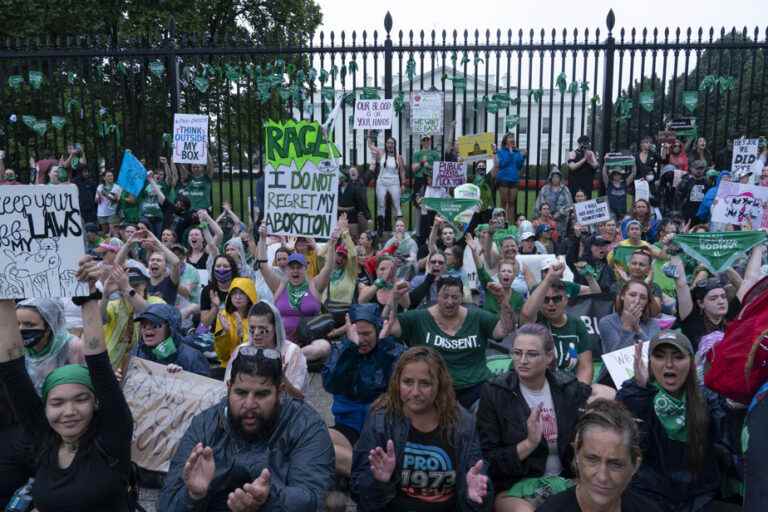 Right to abortion |  In front of the White House, demonstrators demand a more vigorous defense