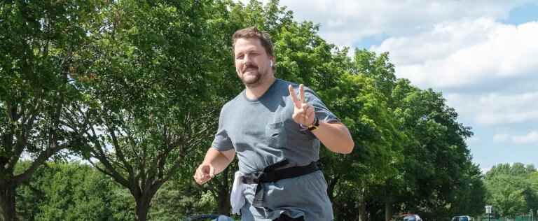 Running in memory of his brother who died of an overdose