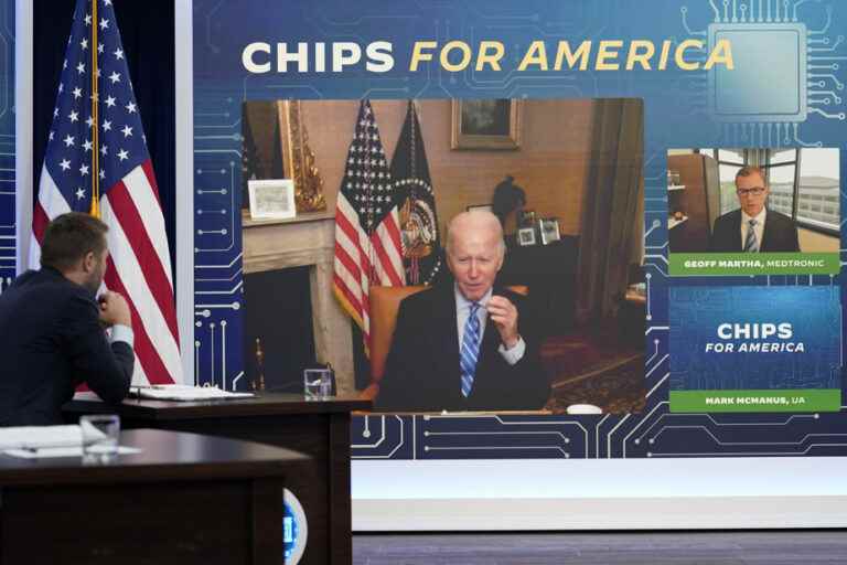 Semiconductors |  Biden urges Congress to release $52 billion