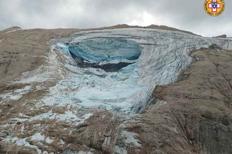 Six dead in glacier collapse in Italian Alps