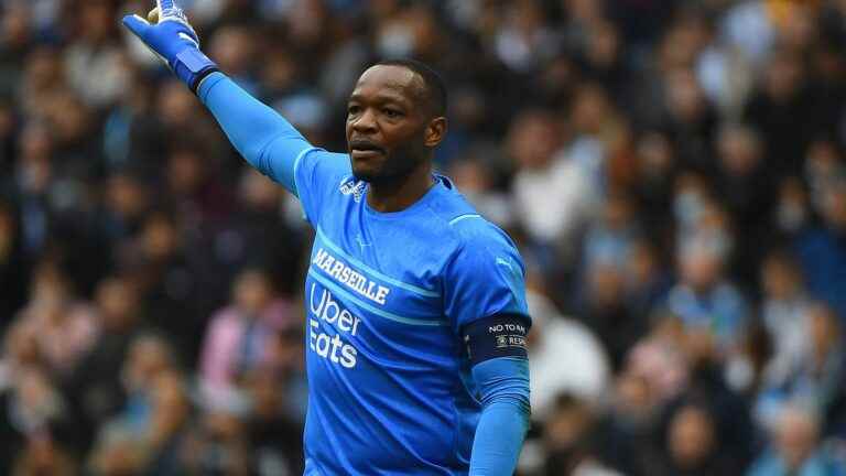 Steve Mandanda signs with Stade Rennais for two seasons