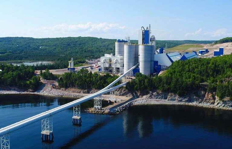 The McInnis Cement Factory multiplies the discharges of contaminants