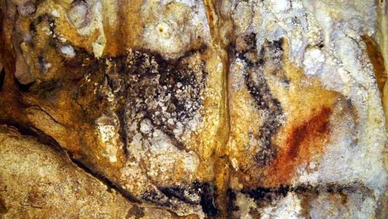 The sanctuary of the cave of Villars presents a rare prehistoric scene: a human representation