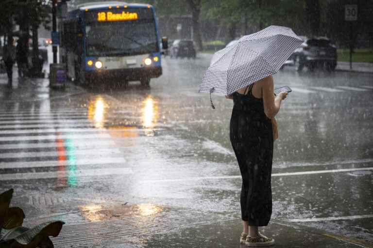 Tornado warning lifted in southern Quebec