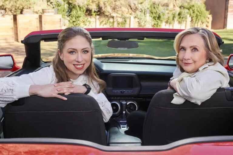 Toronto Festival |  Clinton mother and daughter come to present a documentary series