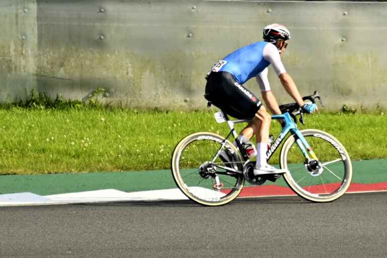 Tour of France |  Hugo Houle tries his luck for the polka dot jersey in the ninth stage