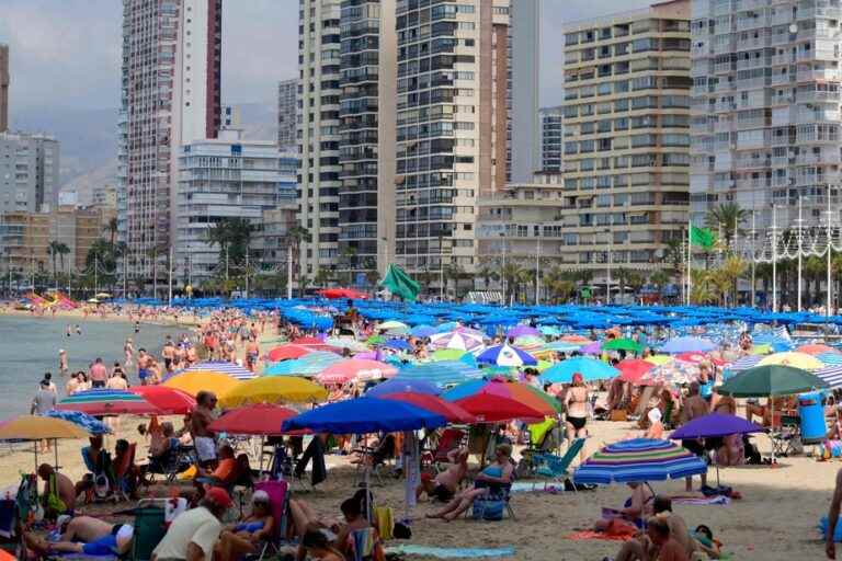 Tourism |  Spain expects record highs this summer