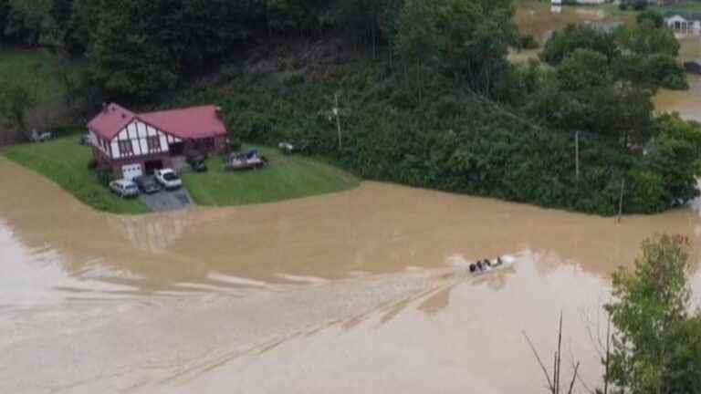 United States: At least 15 people die in floods in Kentucky