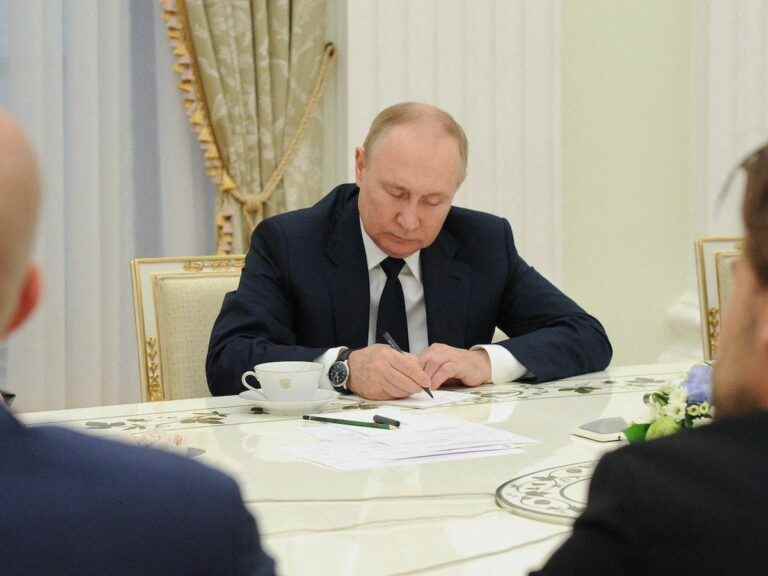 Vladimir Putin assures “not to have started serious things” and threatens Westerners for good!