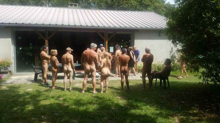 “We have nothing more to hide”, naturists share their way of life