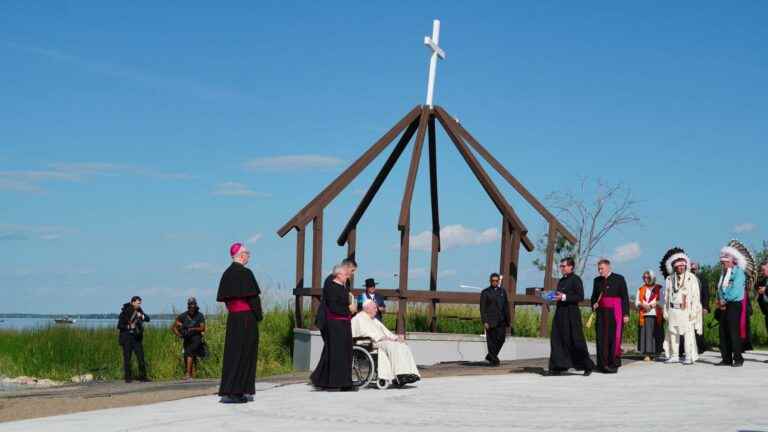 Why Pope’s ‘Penitential Pilgrimage’ Doesn’t Draw ‘Discouraged’ Crowds