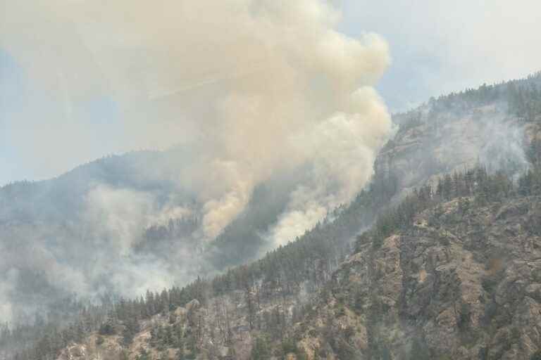 Wildfire intensifies in British Columbia