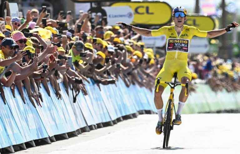 Wout van Aert flies over the fourth stage of the Tour de France