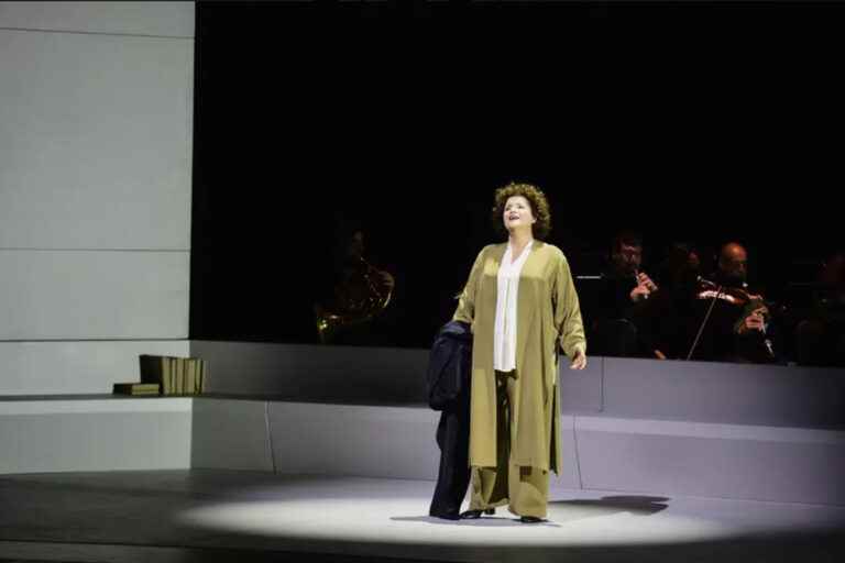 Yourcenar at the Opera |  Between simplicity and emotion