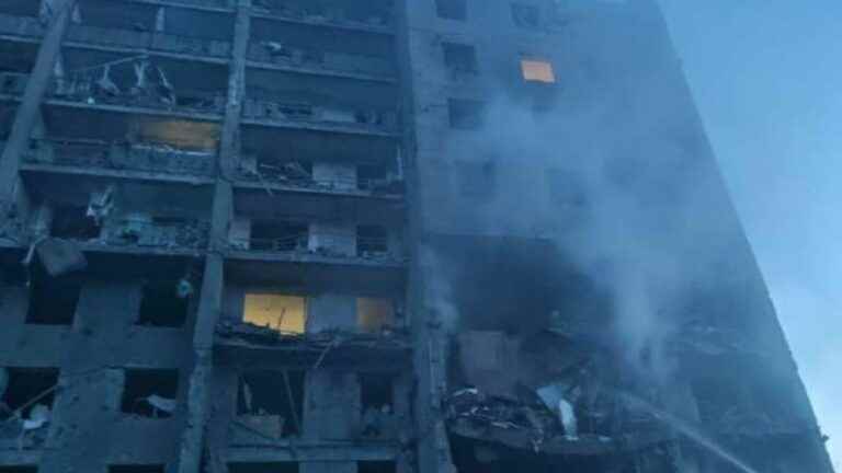 at least 18 dead in strikes targeting buildings in the Odessa region