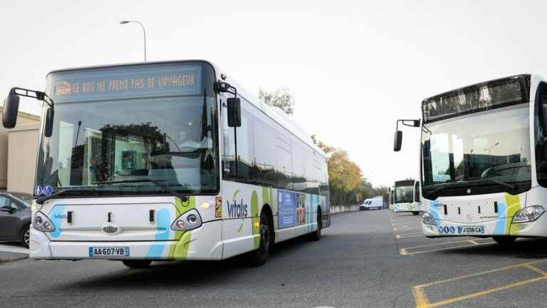 bus traffic very disrupted on Tuesday