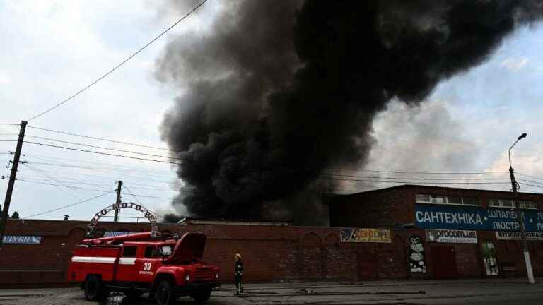 civilians called to evacuate Sloviansk, new Russian target in the Donbass