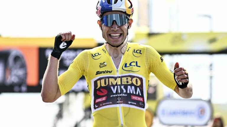 demonstration of the yellow jersey, Wout van Aert, solo winner of the fourth stage in Calais