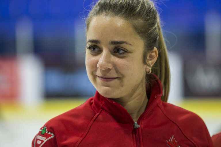 figure skating |  Véronik Mallet puts an end to her career