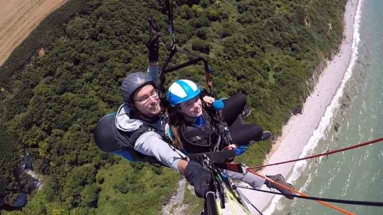 paragliding from the cliffs of Octeville-sur-Mer