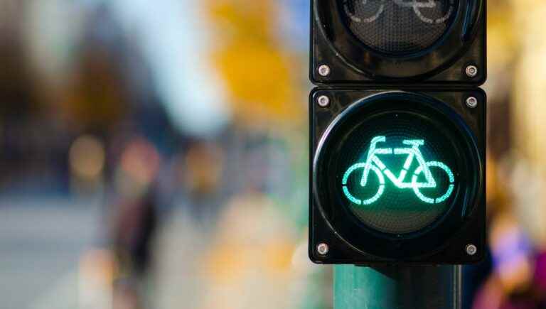 signaling evolves, especially for cycles