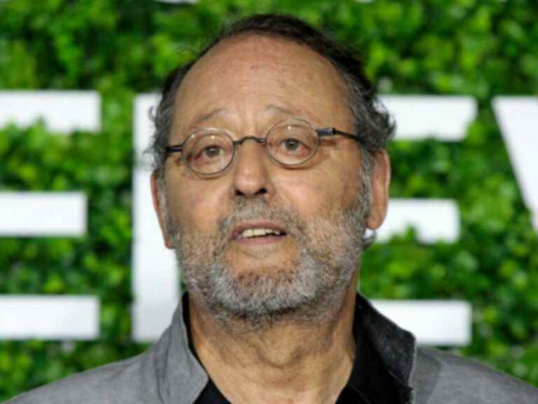 the nasty criticism received by Jean Reno after his appearance at the Grand Prix de France!