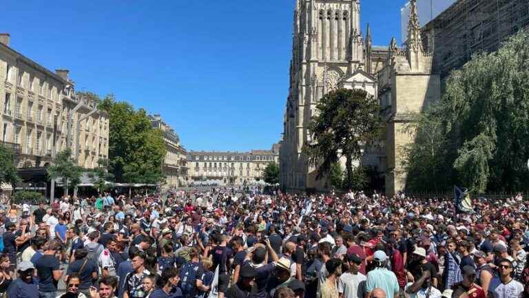 the “survival” march of the Girondins supporters brings together several hundred people