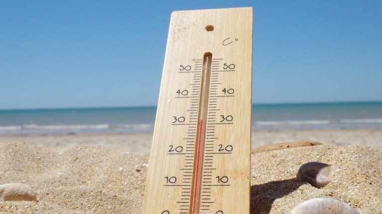 temperature records reached on Monday