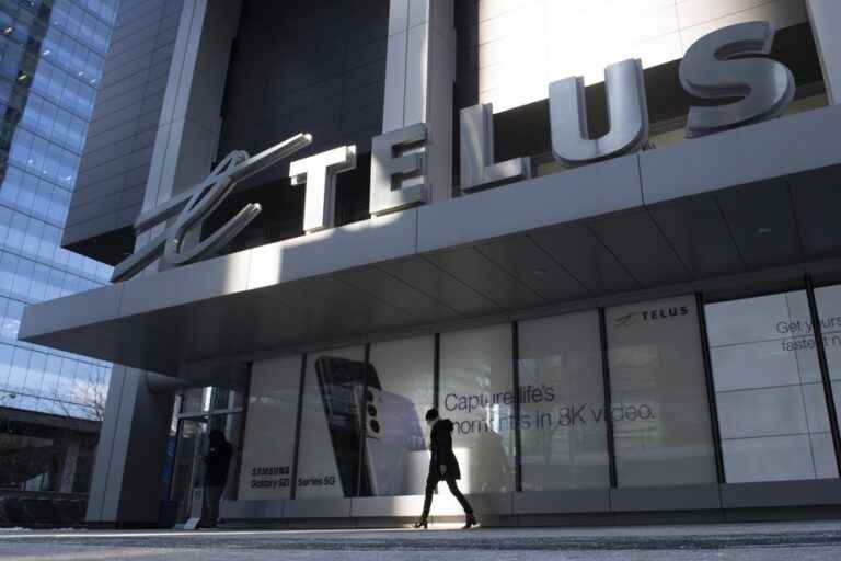 45% jump in Telus profit