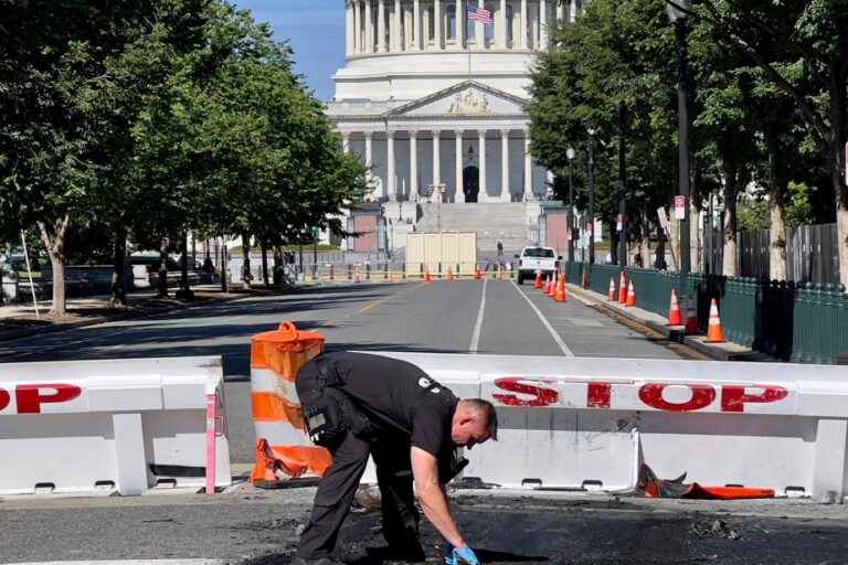 A man kills himself after running into a barricade near the Capitol