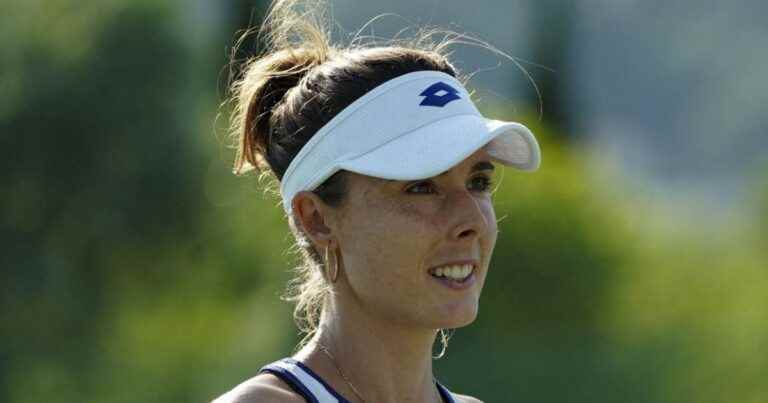 Alizé Cornet single!  The tenniswoman separated from Michael after 8 years together