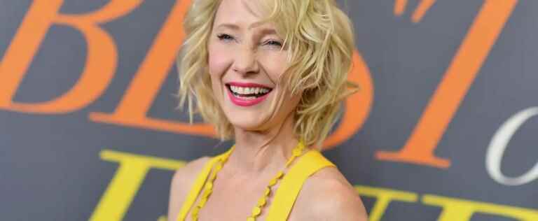 Anne Heche still in a coma four days after her car accident