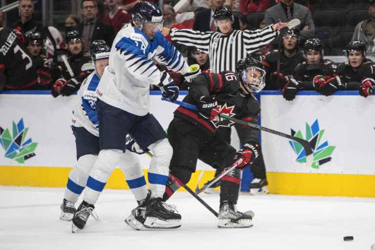 Another win for Canada at World Juniors |  Connor Bedard scores… then rests!