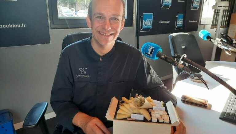 At the cheese dairy in Chambéry