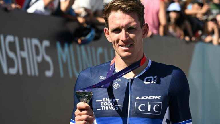 Beauvaisien Arnaud Démare wins silver at the European Road Cycling Championships